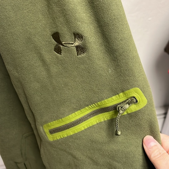 Under armour storm lightweight jacket - Picture 3 of 4